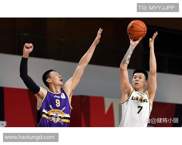 重庆篮球队灵活性创新高引发热议展现出色团队实力与战术创新