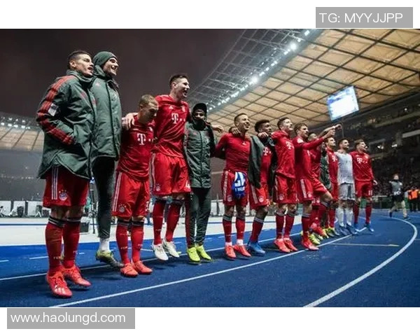 友谊赛精彩对决拜仁慕尼黑迎战汉堡队展现足球魅力与团队精神
